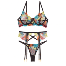 Nocturne Bloom Embroidered Garter Set