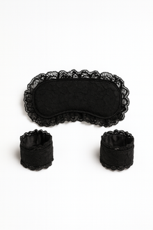 Binding Lace Blindfold & Handcuffs Set – Elegant Black Sensual Accessory