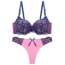 Fiordaliso Lace Set