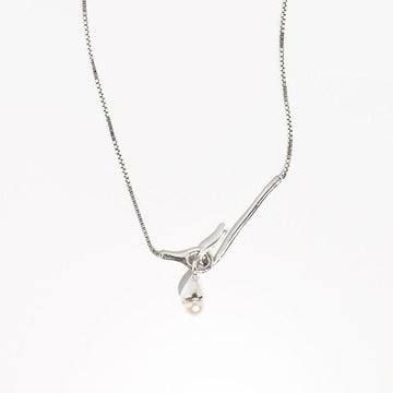 Elegant Silver Plated Pearl Necklace-Necklace-StylinArts